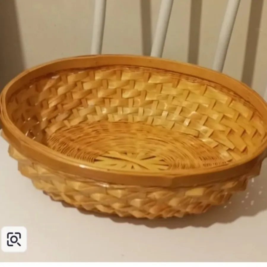 سبد چوبی نان و میوه
