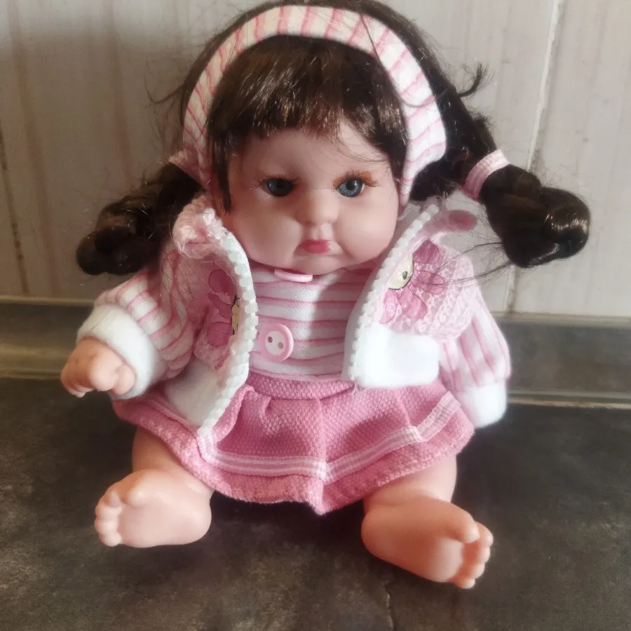 عروسک موزیکال دختر