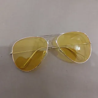 عینک ریبن زرد