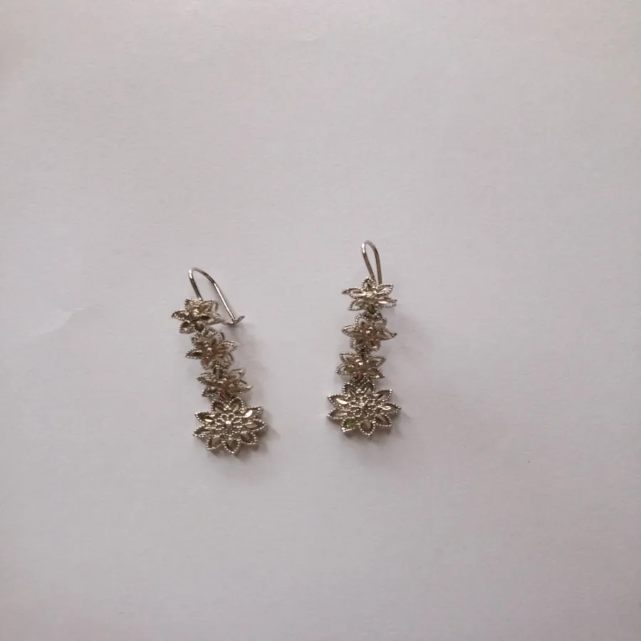 گوشواره طرح نقره