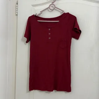 تیشرت زرشکی کبریتی