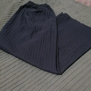شلوار پلیسه