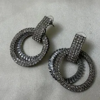 گوشواره نگینی