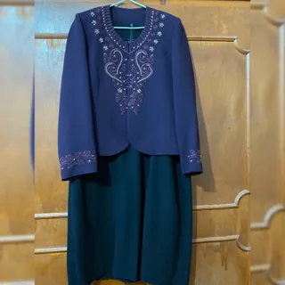 کت و سارافون