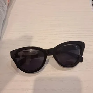 عینک آفتاتی
