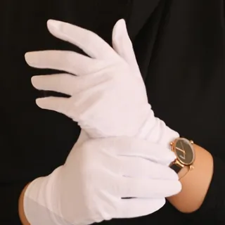 دستکش سفید