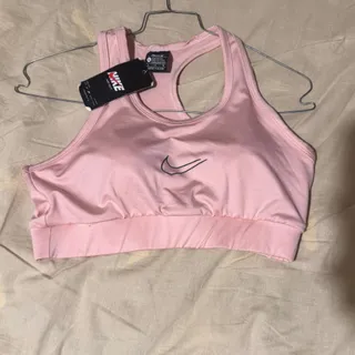 نیمتنه ورزشی nike