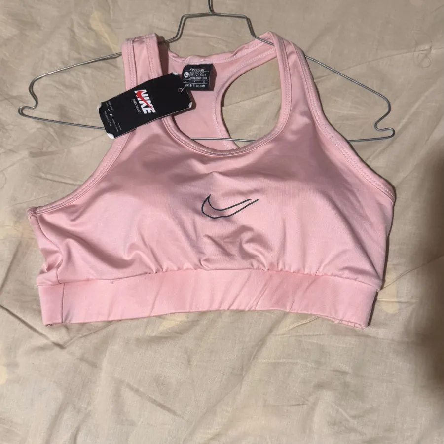 نیمتنه ورزشی nike