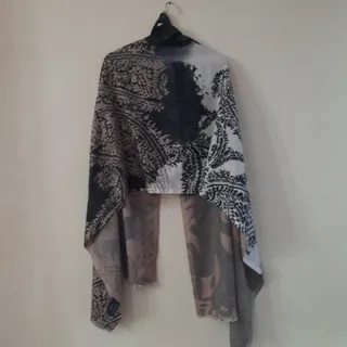 شال گرم