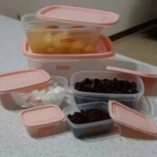ظرف نگهدارنده غذا