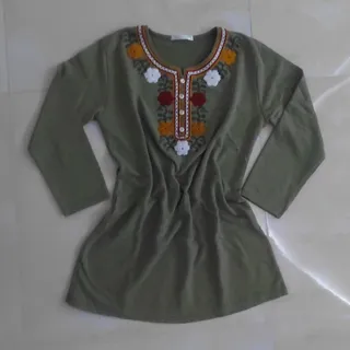تونیک گلدوزی شده