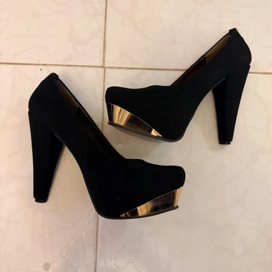 کفش مجلسی پاشنه 10