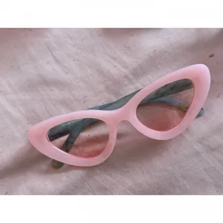 فریم عینک