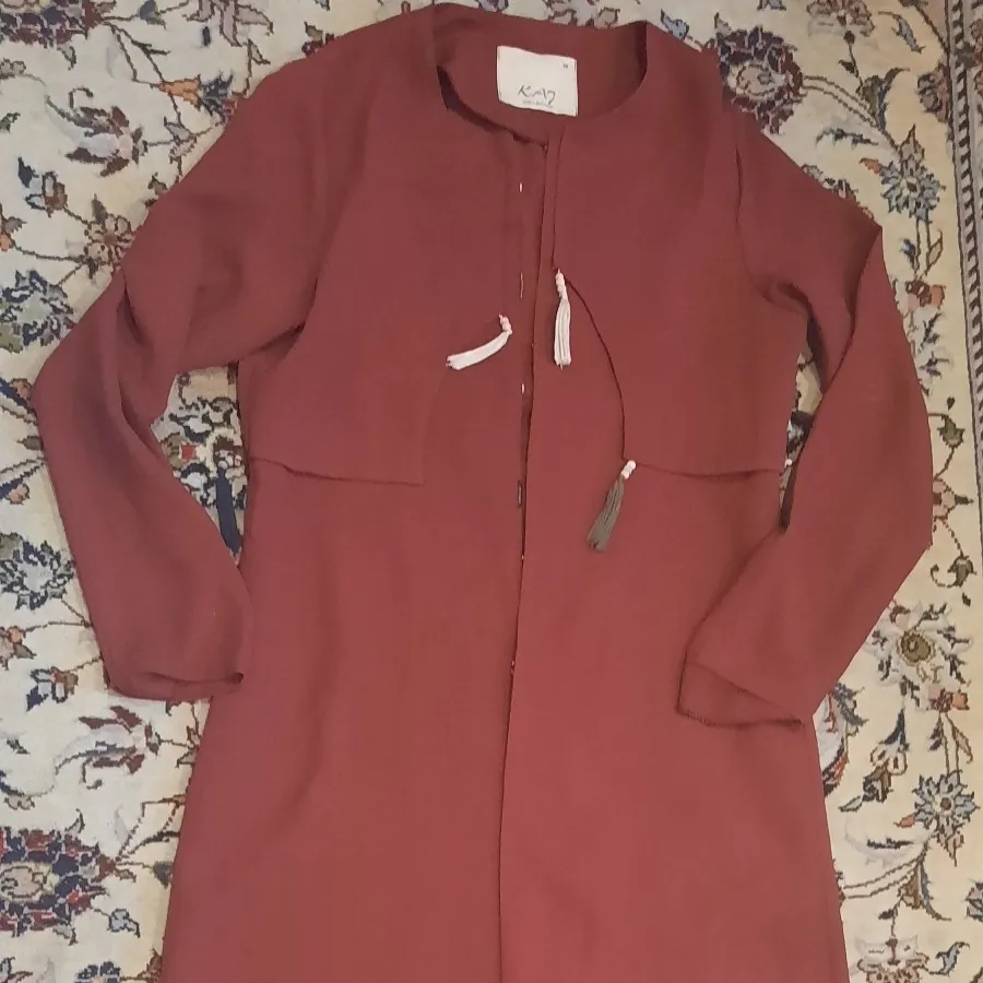 مانتو زرشکی زنانه