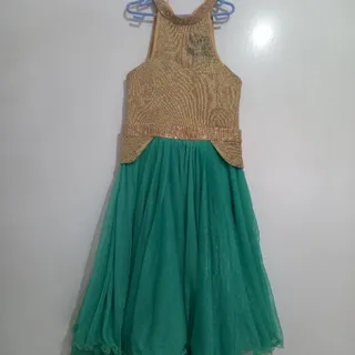 لباس دخترانه