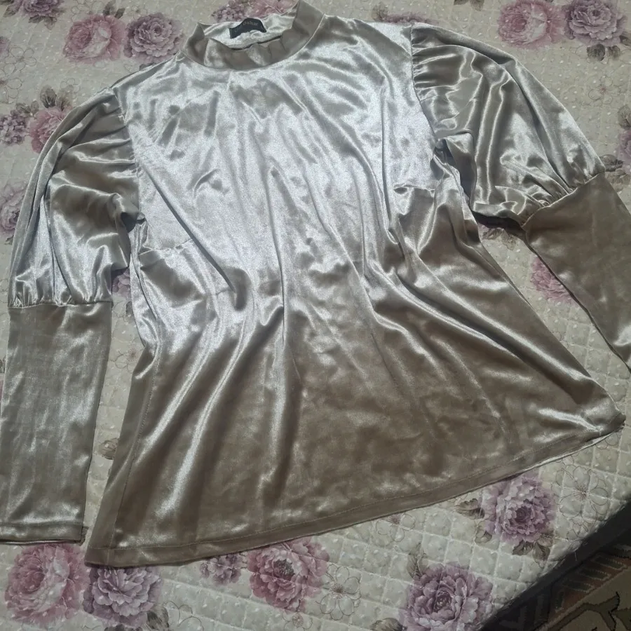 شومیز مخمل