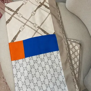 شال گوچی