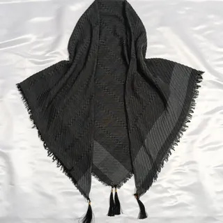 روسری نخی گرم بالا