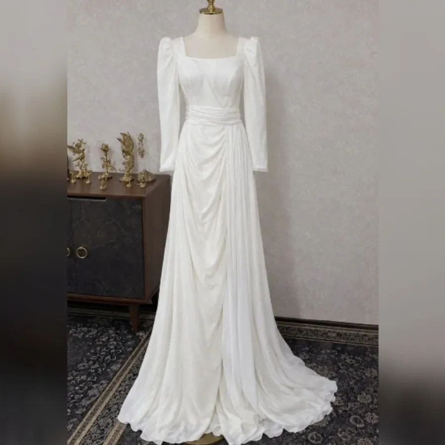 لباس عقد