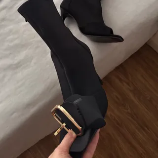 کفش پاشنه بلند