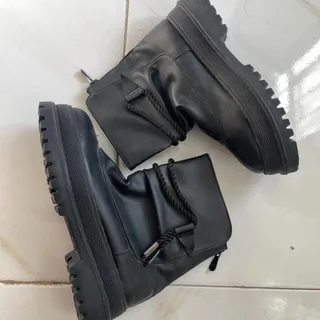 نیم بوت نو