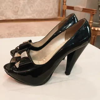 کفش ورنی مجلسی زنانه