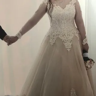 لباس عقد