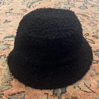 کلاه باکت بوکله