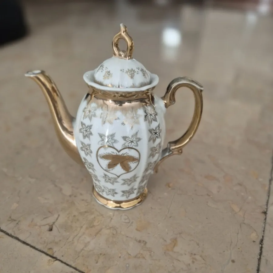 قوری حارجی قدیمی