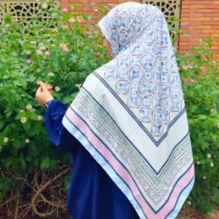 روسری نخی
