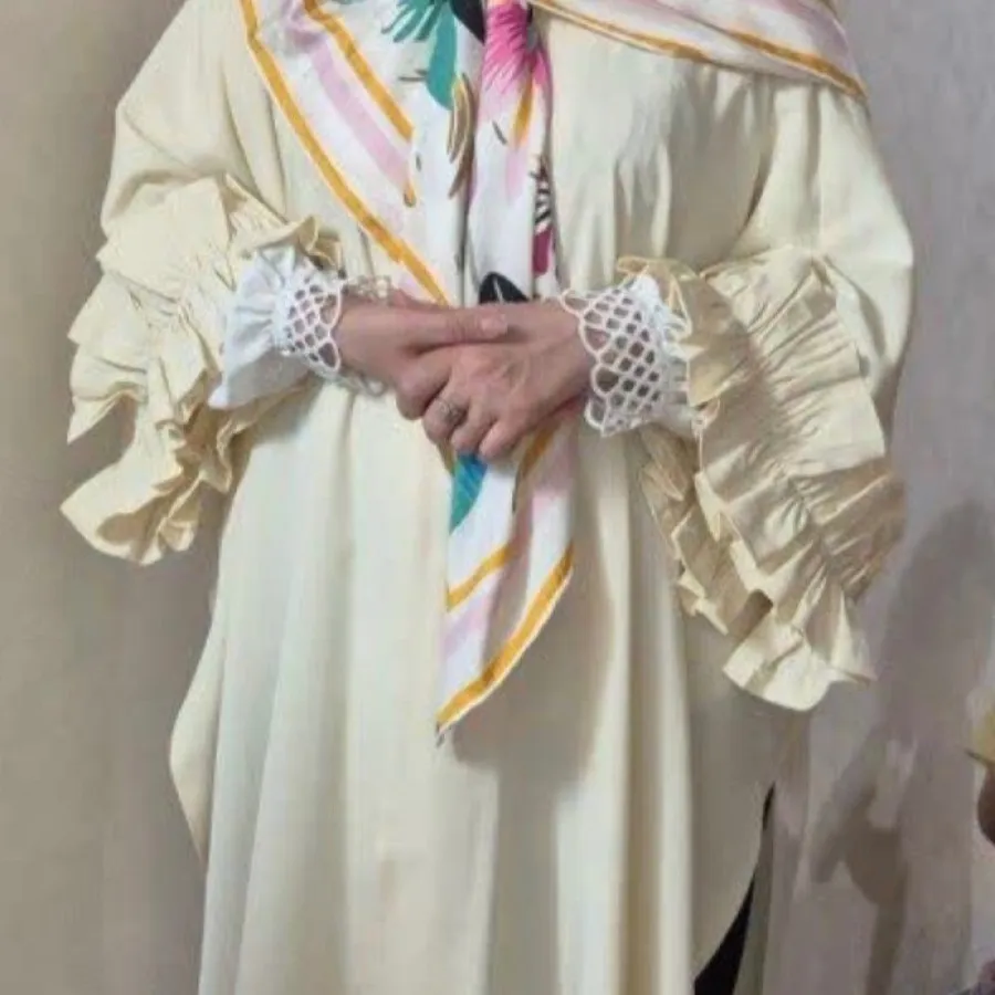 مانتو شیری رنگ مزون دوزی