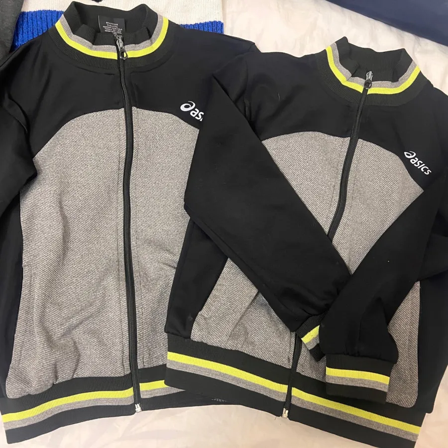 گرمکن ورزشی asics