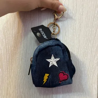 جاسوییچی و چارم بگ