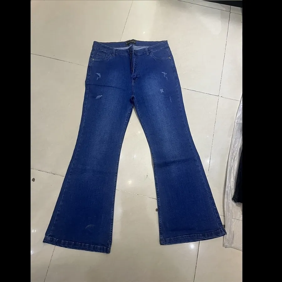 شلوار جین بوت کات