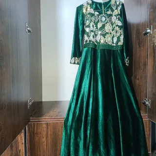 پیراهن مجلسی مخمل