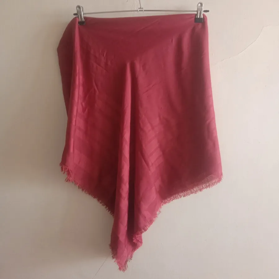 روسری نخی قواره دار هم