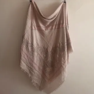 روسری نخی قواره دار