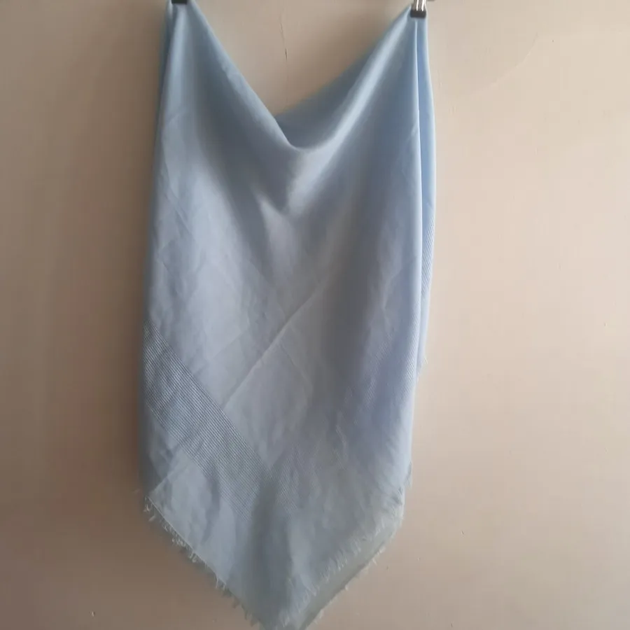 روسری نخی قواره دار