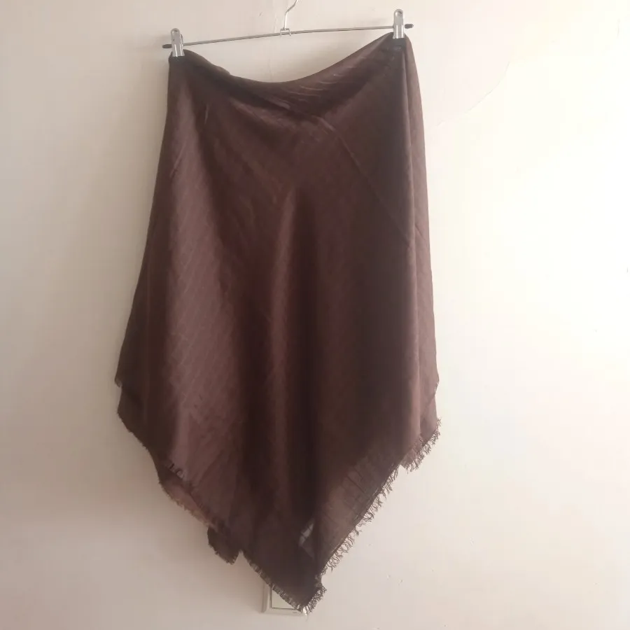 روسری نخی قواره دار