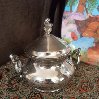 قندان