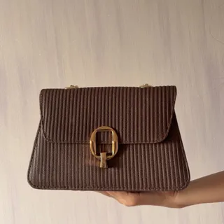 کیف دوشی قهوه ای