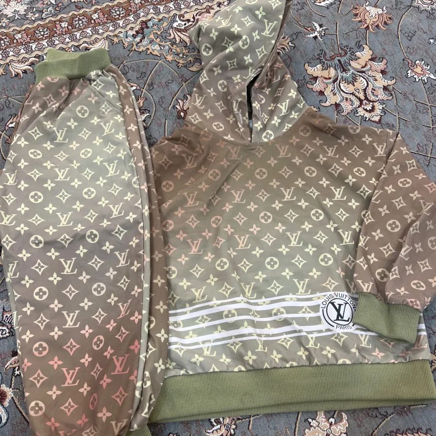هودی و شلوار