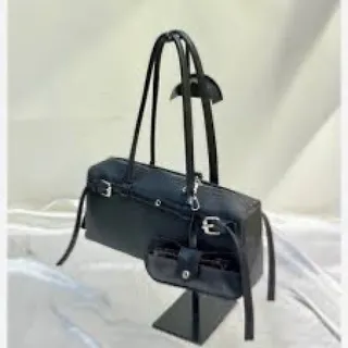 کیف صندوقی عینکی