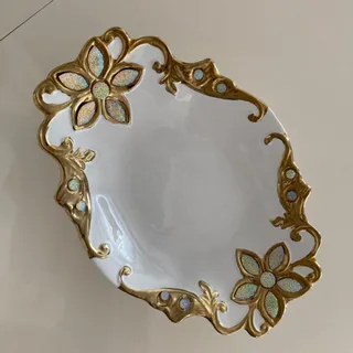 شیرینی خوری