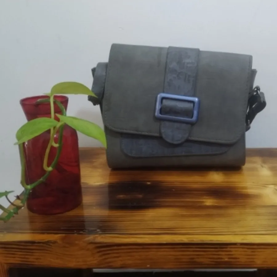 کیف دوشی