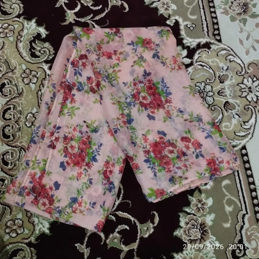 شال نخی ویسکوز طرحدار گلی