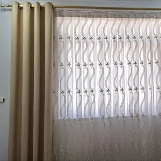 پرده با والان