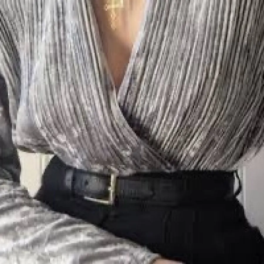 شومیز با پارچه و مدل خاص
