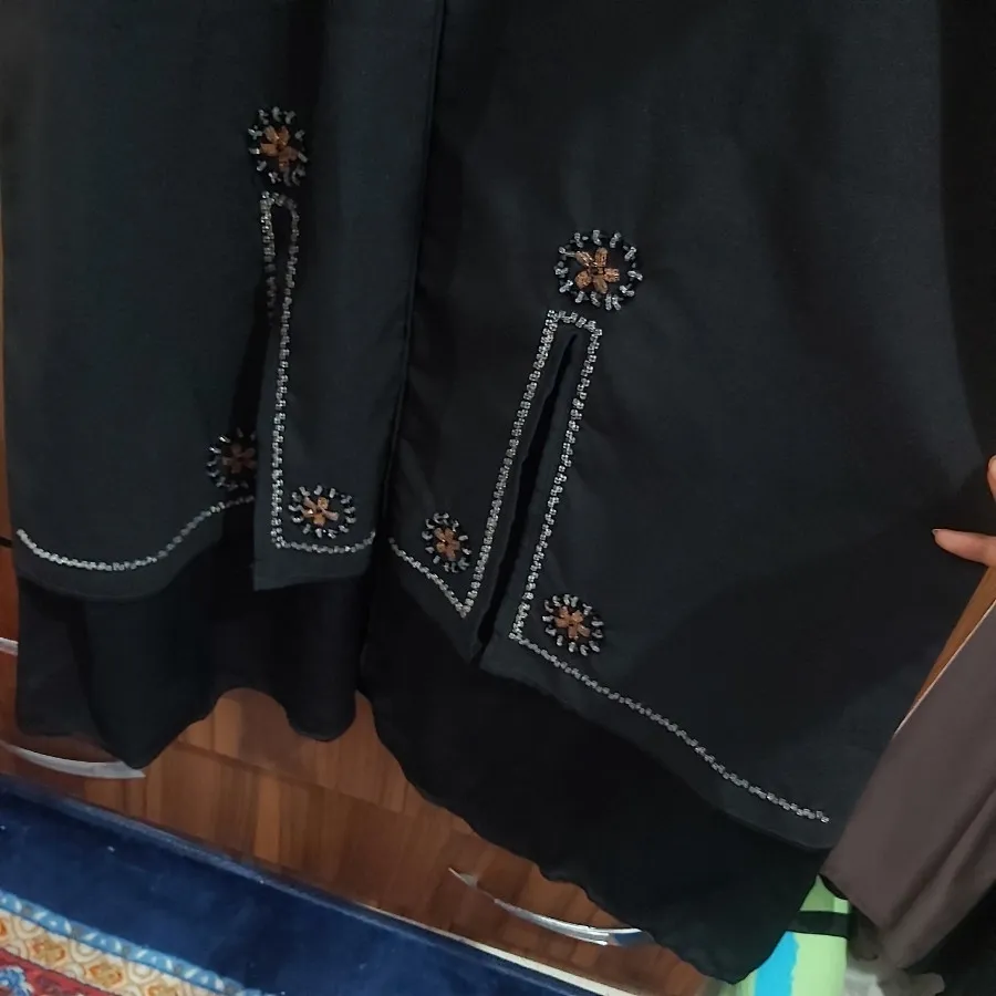 عبا سنگدوزی