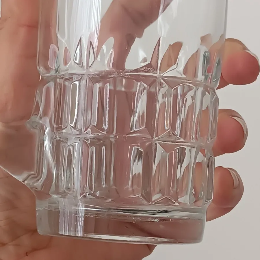یک جفت لیوان فرانسه اصل